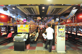 ハイパーサンコー店　内観